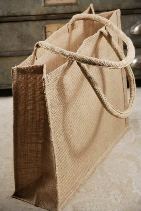 Classic jute bag design